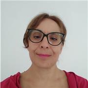 Cerchi aiuto per i tuoi compiti. Sono certa di poterti aiutare.